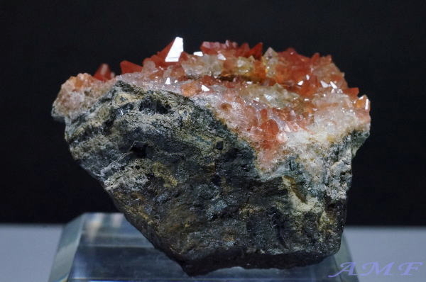 ペルー・ウチュクチャクア鉱山産ロードクロサイトの綺麗な標本13
