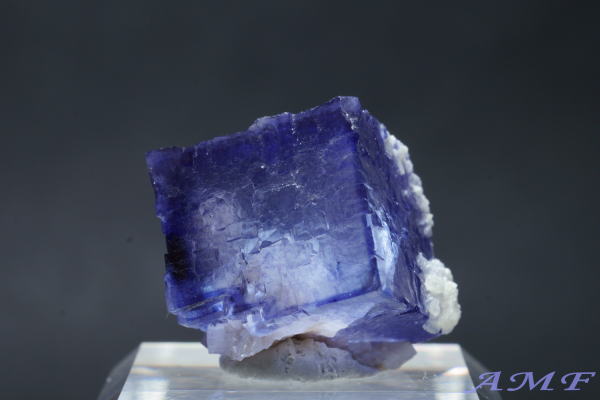 エルムウッド鉱山産パープルフローライトの綺麗な標本151
