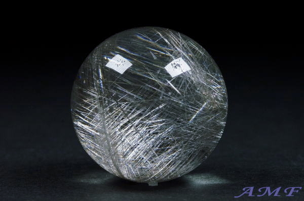 YȃVo[`CNH[c̊ۋ29.7mm4