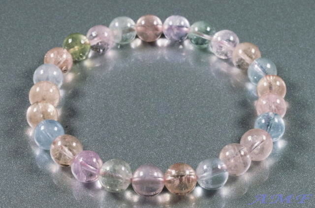 綺麗なミックスベリルブレスレット8mm