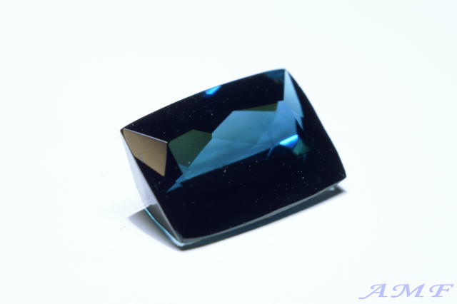 ブラジル産インディコライトの綺麗なルース1.75ct11