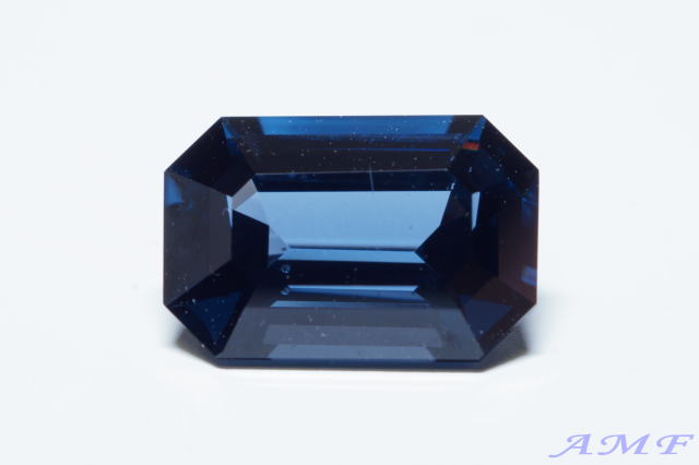 ミャンマー産ブルースピネルの美しいルース2.0ct1